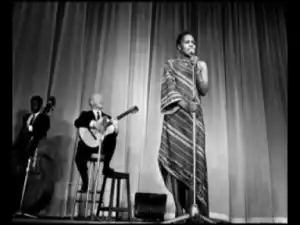 Zenzile Miriam Makeba - Mama Afrika